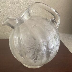 Vintage, Rare, Clear Gloria Cambridge Etched Optic Ball Pitcher. 80oz